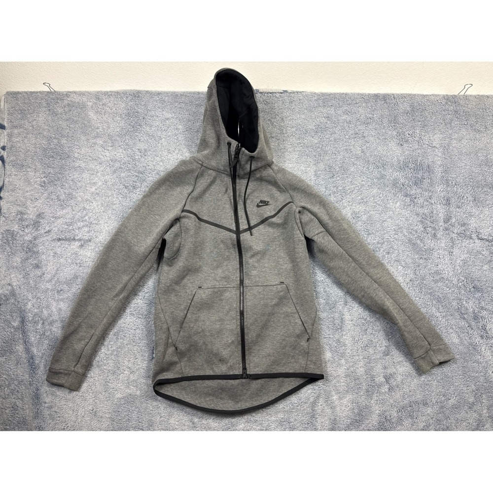 Nike Mens Small Gray Tech Fleece Full Zip Hoodie CU4489-063 Sportswear Jacket
